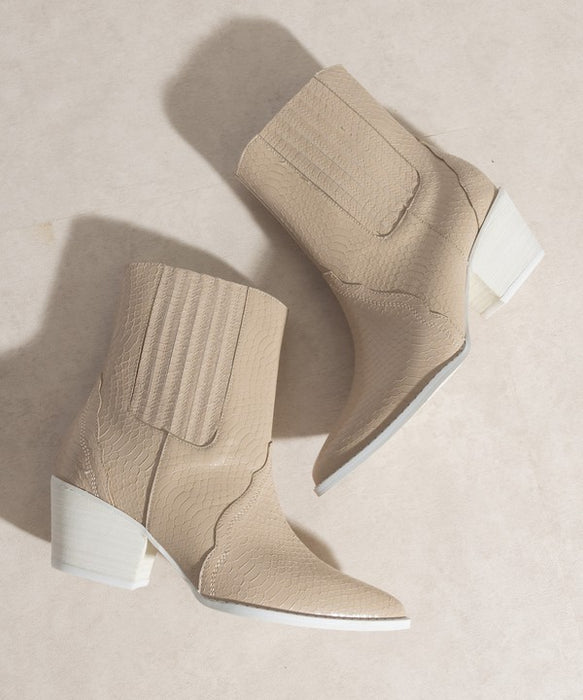 OASIS SOCIETY Dawn - Paneled Western Bootie