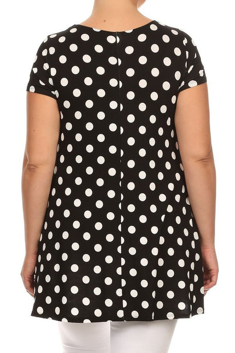 Plus size Polka dot tunic top in a loose fit