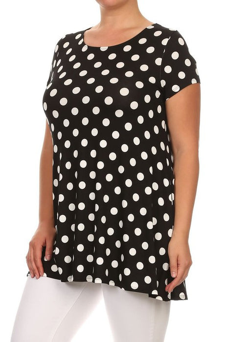 Plus size Polka dot tunic top in a loose fit