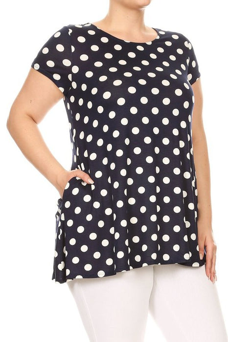 Plus size Polka dot tunic top in a loose fit