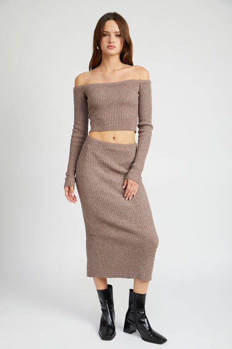 OFF SHOULDER LONG SLEEVE KNIT TOP