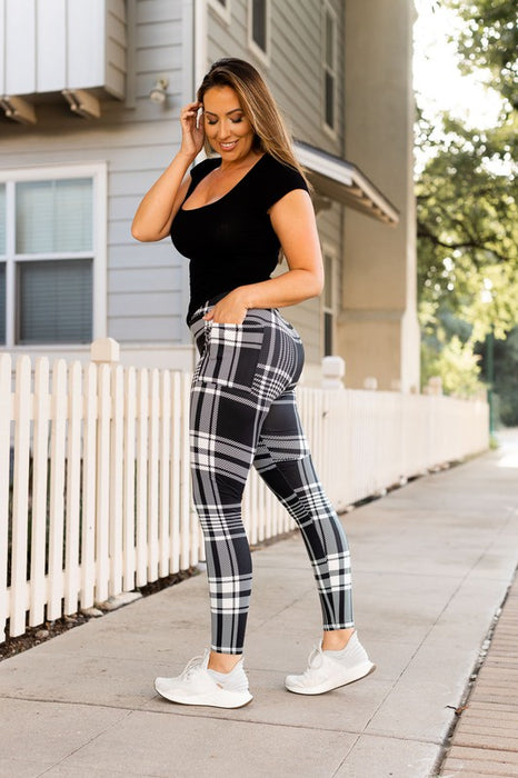 Black and White Plaid Leggings