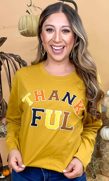 Soft Ideal Chenille Thankful Graphic BF LS T-Shirt