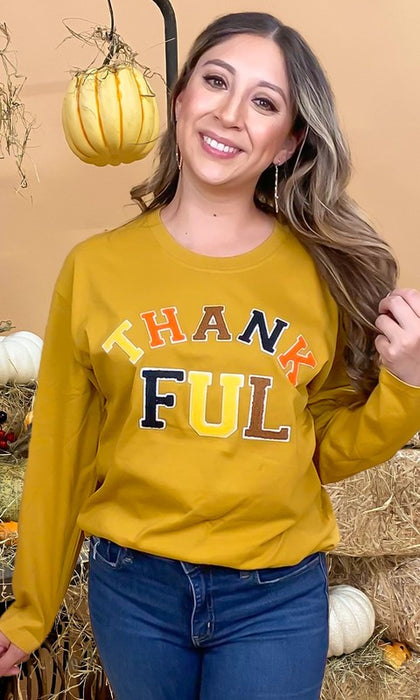 Soft Ideal Chenille Thankful Graphic BF LS T-Shirt