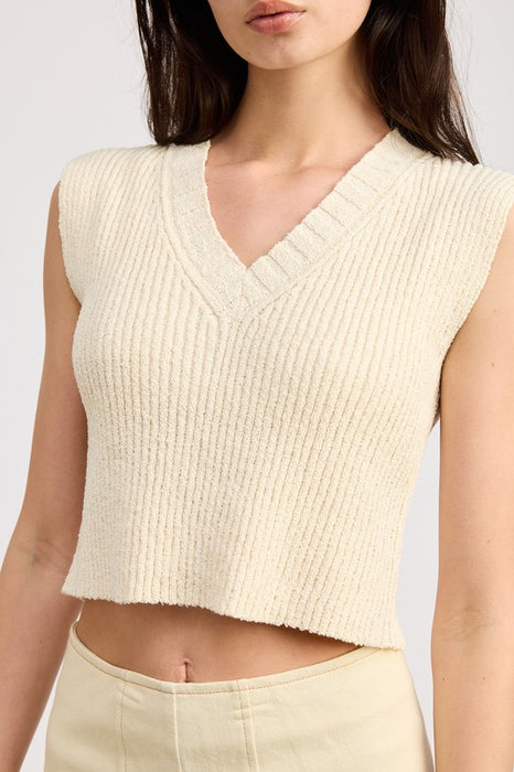 CROP VEST STYLE TOP