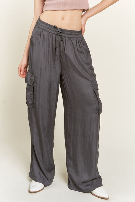 PLUS SIZE SATIN CARGO PANTS WITH DRAWSTRING