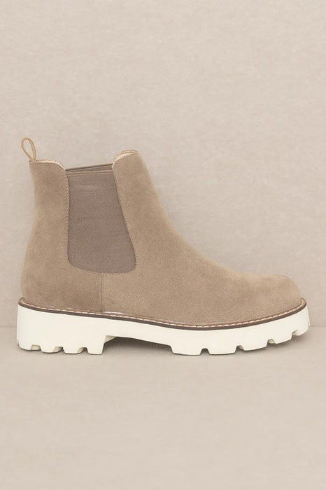 GIANNA-Chunky Sole Chelsea Boot