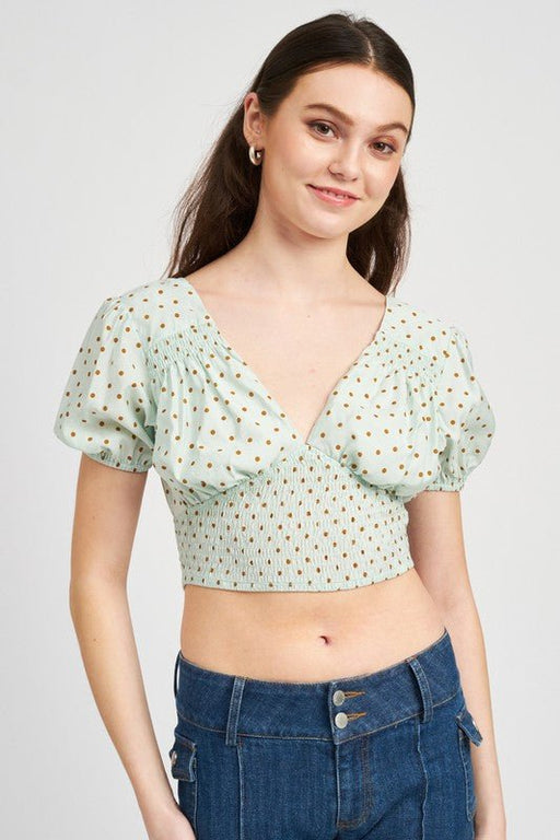 V NECK FLORAL CROP TOP WITH SMOCKING - E2G World